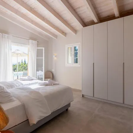 Villa Lithea By *